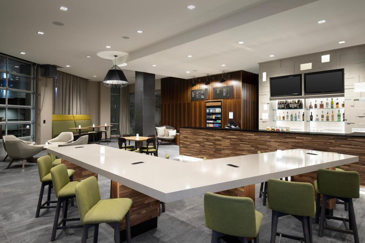 Courtyard By Marriott Nanaimo 호텔 외부 사진