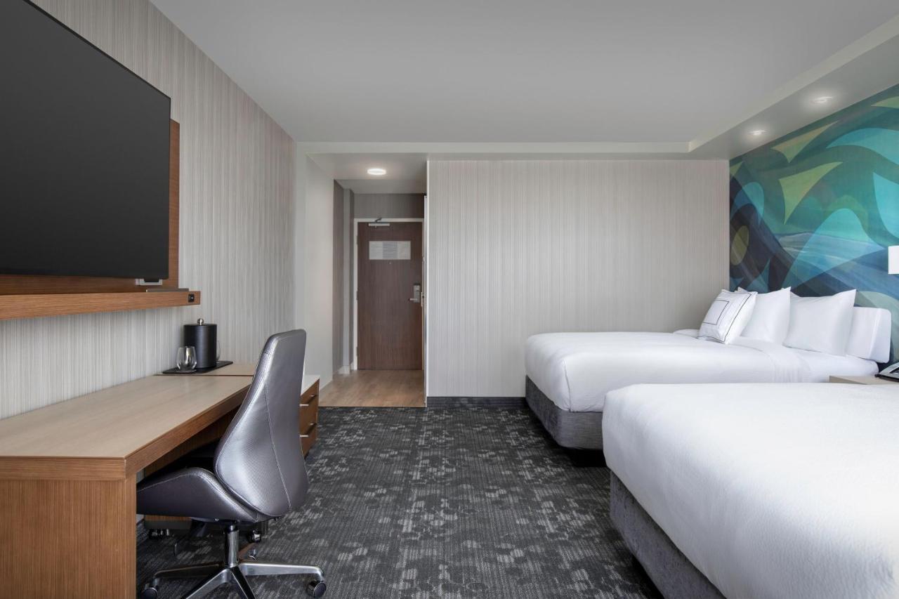 Courtyard By Marriott Nanaimo 호텔 외부 사진