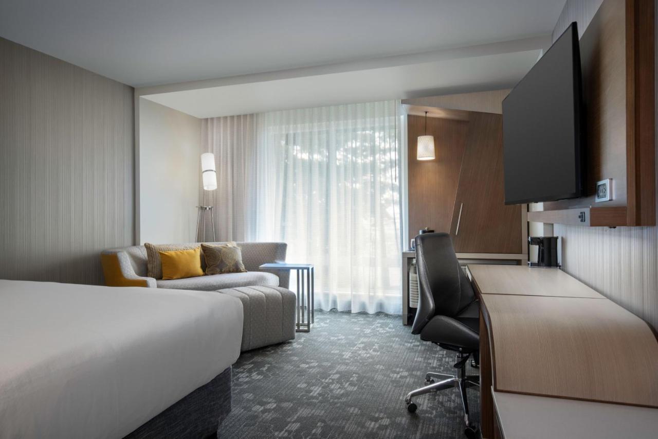 Courtyard By Marriott Nanaimo 호텔 외부 사진