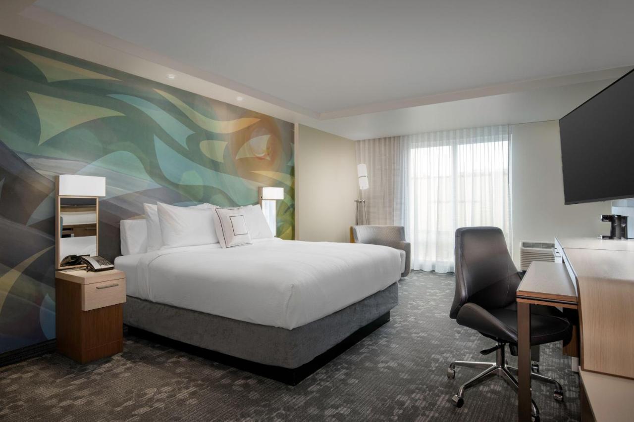 Courtyard By Marriott Nanaimo 호텔 외부 사진