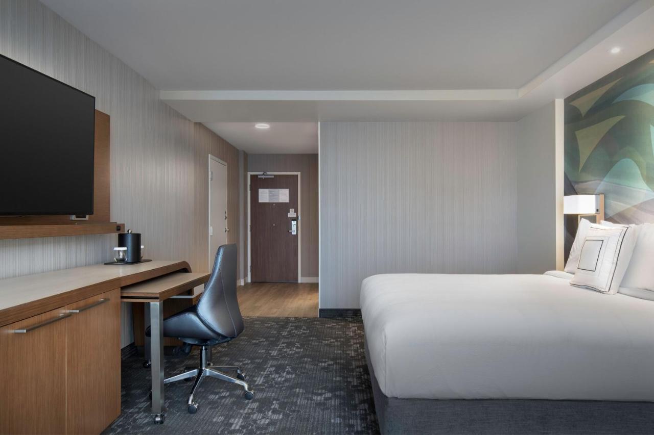 Courtyard By Marriott Nanaimo 호텔 외부 사진