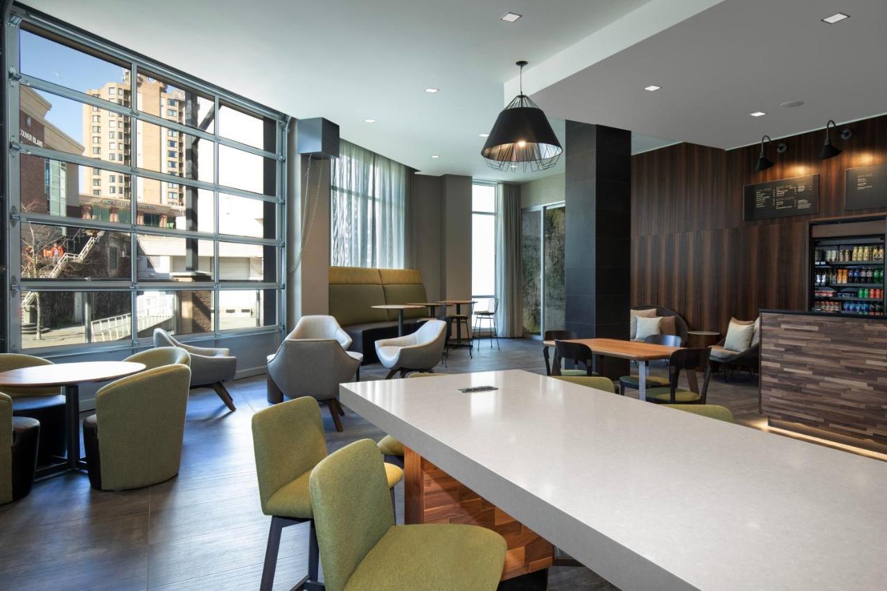 Courtyard By Marriott Nanaimo 호텔 외부 사진